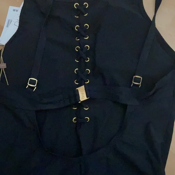 Beyond - Picture 5 of 14